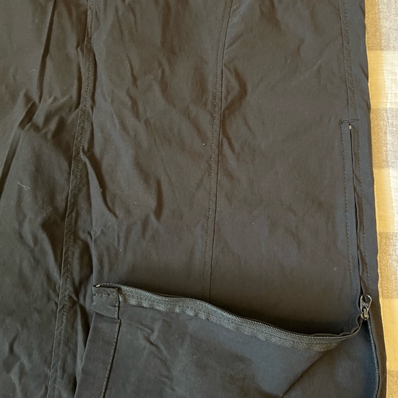 Eddie Bauer Cargo Skirt - Size 8 - Picture 3 of 9